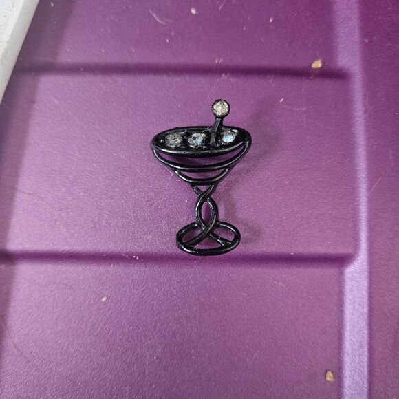 VTG Upcycled Martini Brooch - Picture 3 of 4